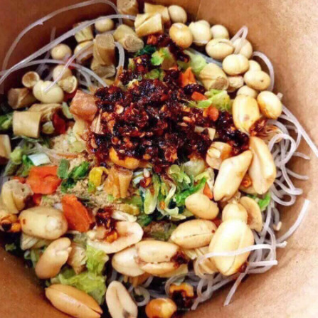 MIẾN CHUA CAY TRÙNG KHÁNH ĂN LIỀN