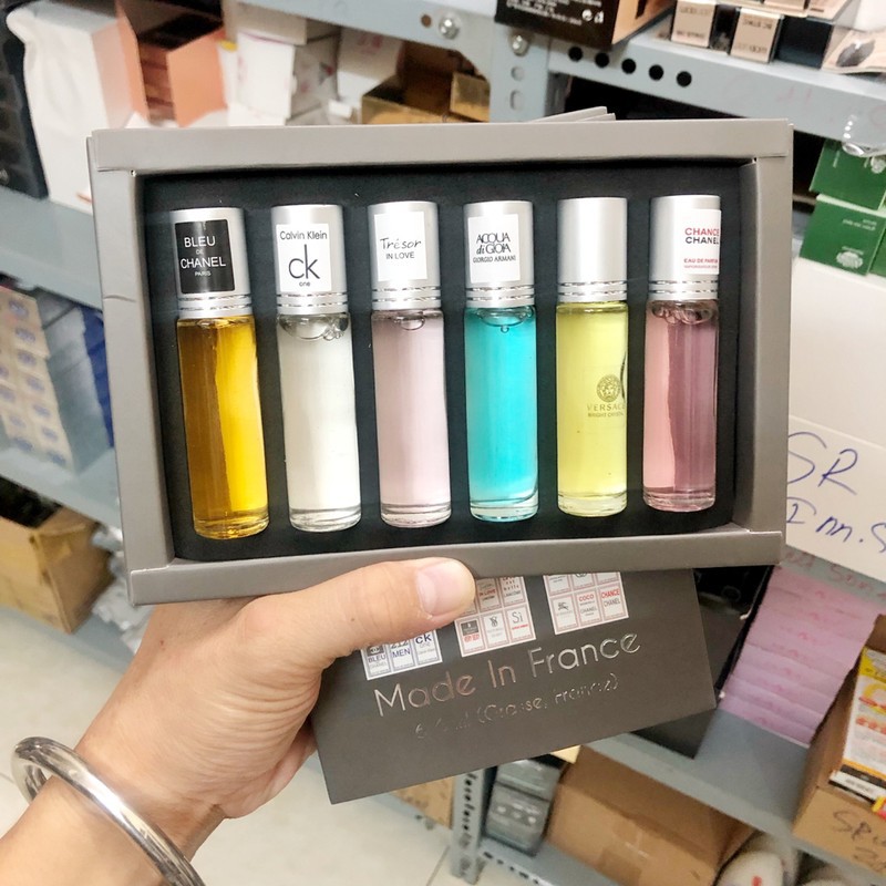 Set nước hoa tháp 6 chai lăn