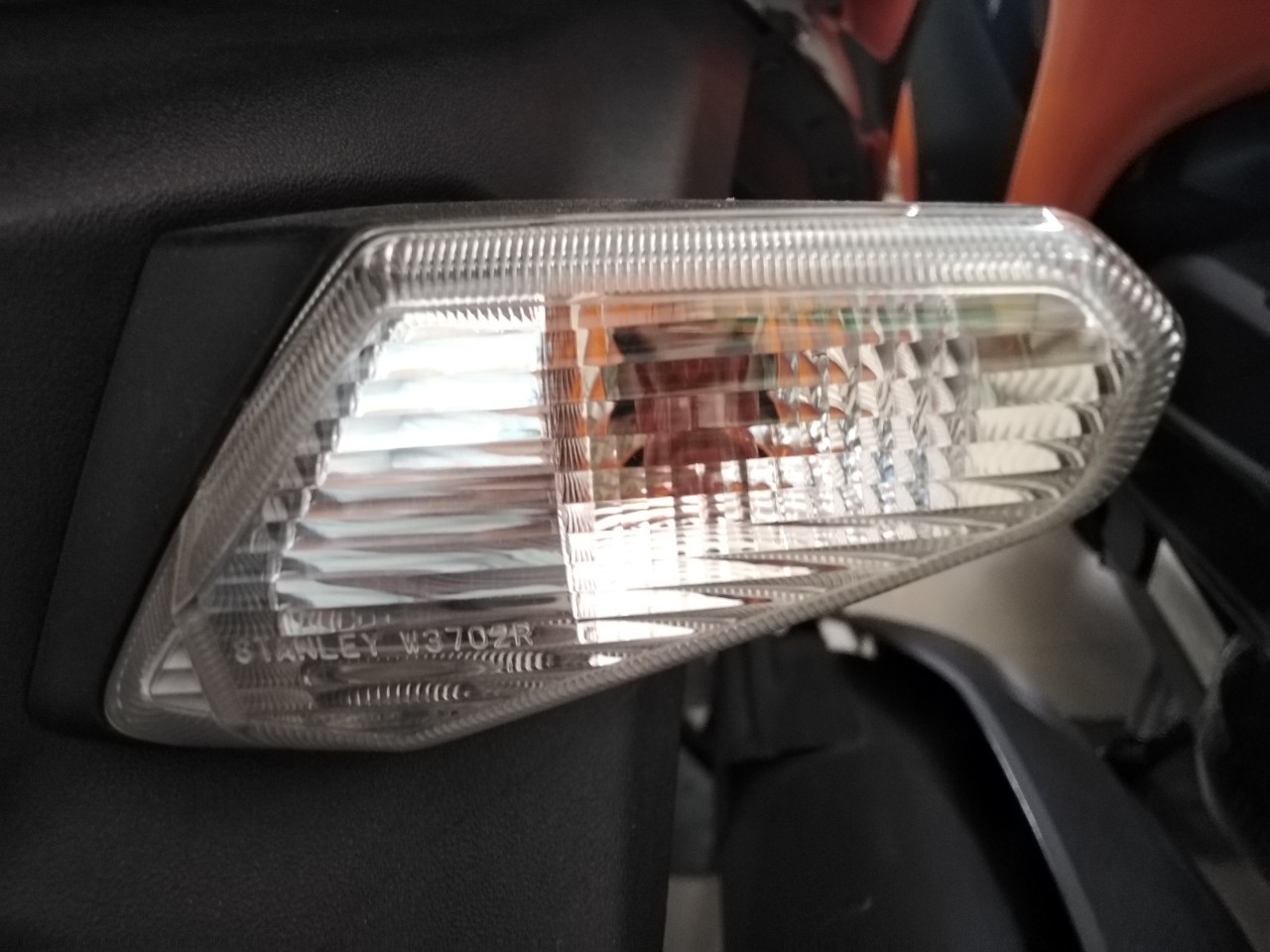 Cụm xi nhan sau Trái và Phải Janus, Chính hiệu Yamaha Motor VN LED