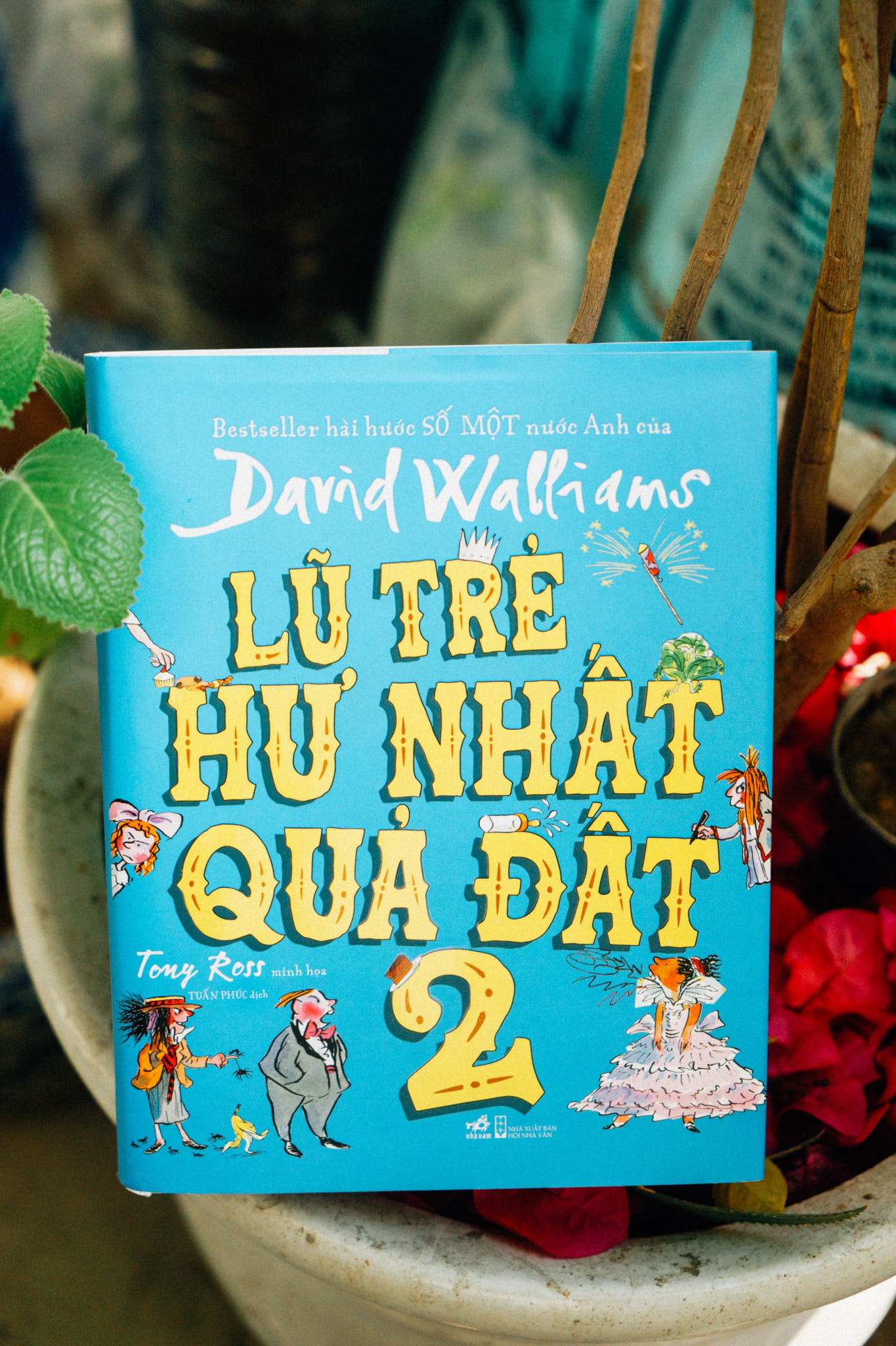 Sách - Lũ trẻ hư nhất quả đất - Tập 1 (Bìa cứng - TB 2022) (Nhã Nam HCM)