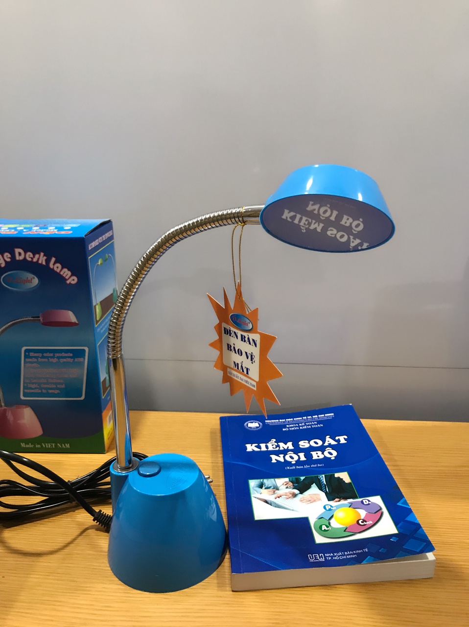 Đèn bàn v-light A-LED 5