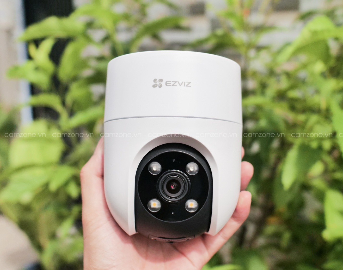 Camera WIFI Ngoài Trời EZVIZ H8c 4MP 2K+ - Quay Quét 360 Độ, Có Đàm Thoại, Ghi Hình Màu Đêm, Sắc Nét, Chuẩn IP67, Góc Siêu Rộng, Chuẩn H.265