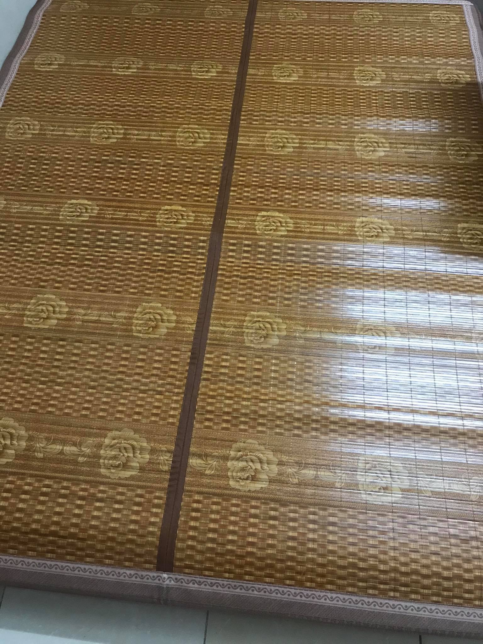 Chiếu trúc tăm viền lụa gập đôi mát mẻ mùa hè kt 1.6 x 2m