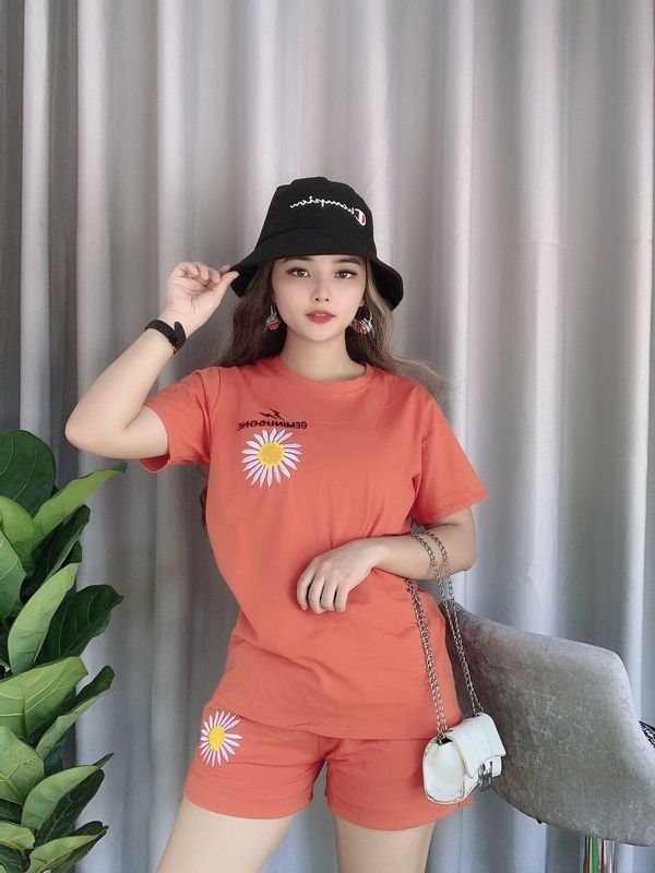 Sét Bộ Đùi Thêu Hoa Mặc Nhà