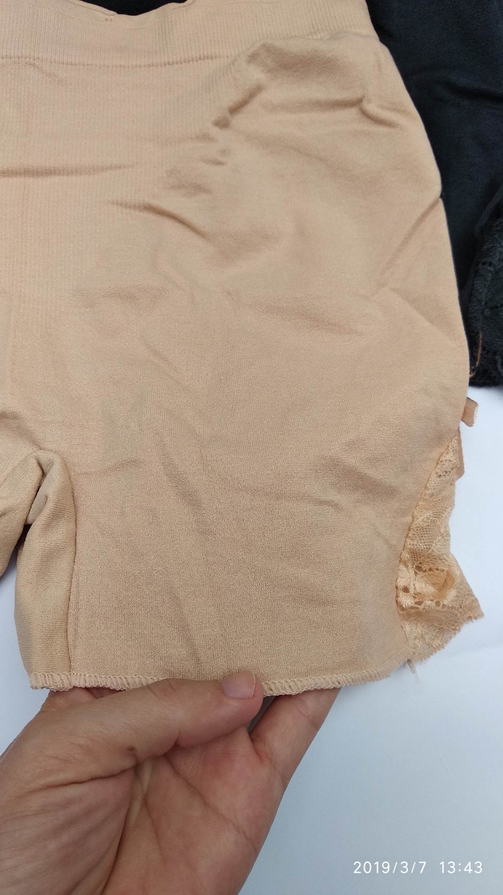 Quần đùi mặc váy cotton pha ren đẹp