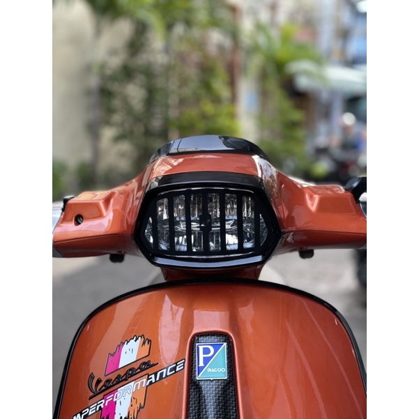 Ốp pha đèn cho Vespa Sprint (dùng cho pha đèn bóng halogen sợi tóc)