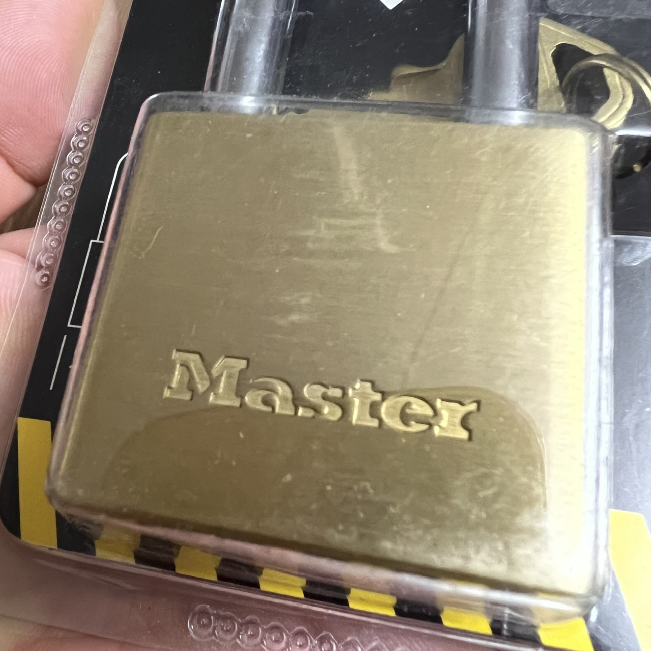 Ổ khóa Master Lock 576 EURDLHPF Thân Rộng 50mm Càng Dài - MSOFT