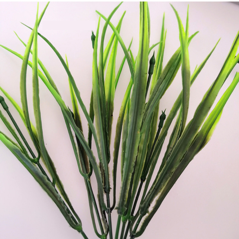 Cỏ giả cành mạ non (bằng nhựa) dùng trang trí cắm hoa (cao 37cm)
