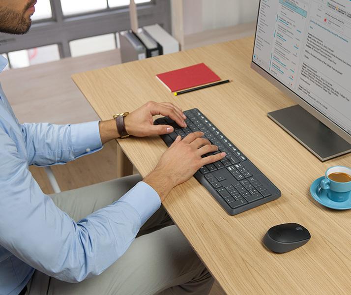 Bộ Bàn Phím Và Chuột Không Dây Logitech MK235