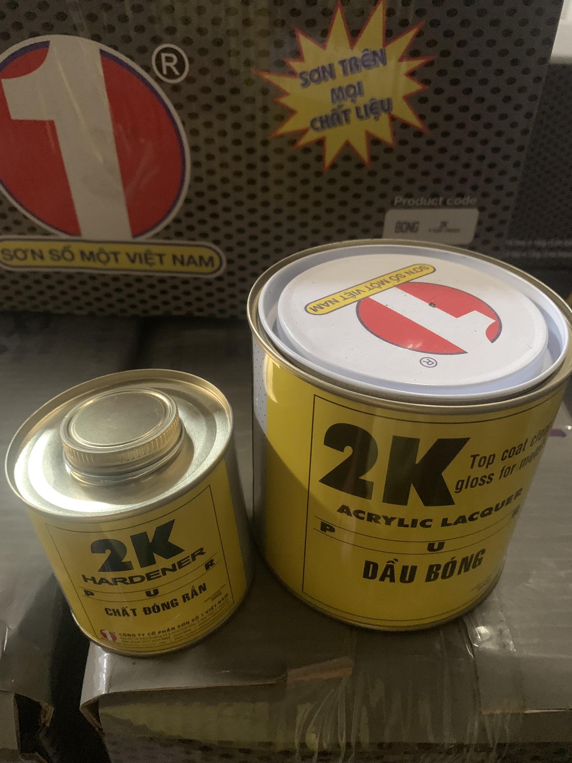 Sơn bóng 2k UR