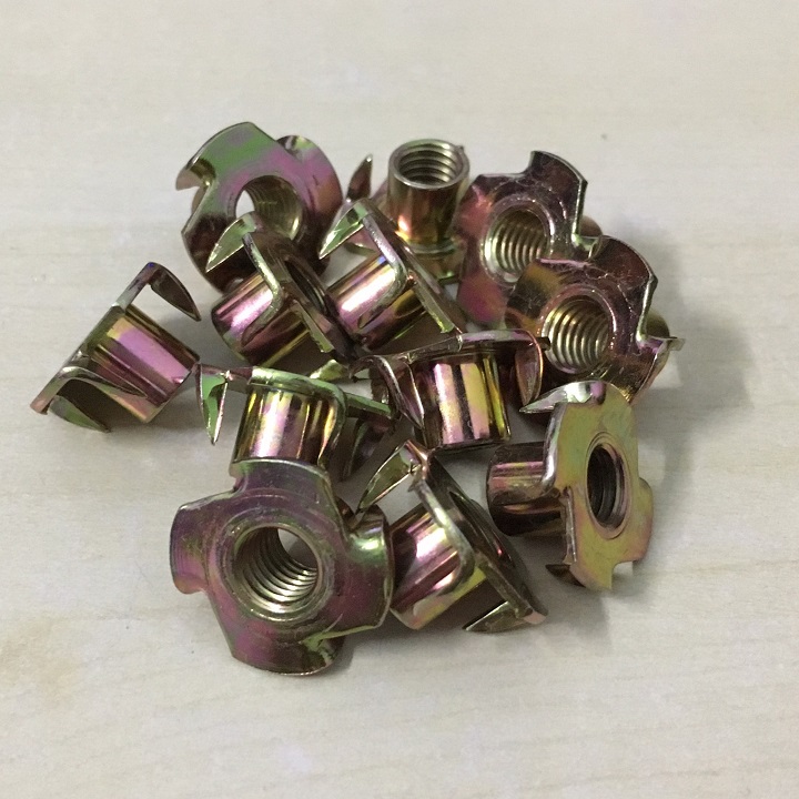 50 CON - ĐAI ỐC CHẤU BẮT GỖ M6 - TÁN CHẤU 6LY