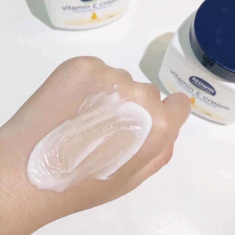 Kem dưỡng ẩm Vitamin E của Úc