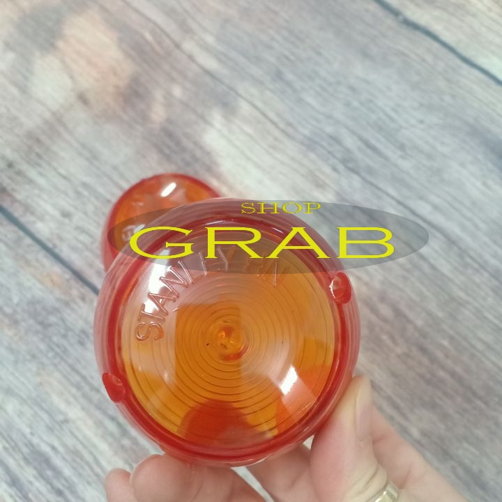 Nắp xi nhan TRƯỚC SAU xe 82  67  81 đời máy 50  81 đời máy 70