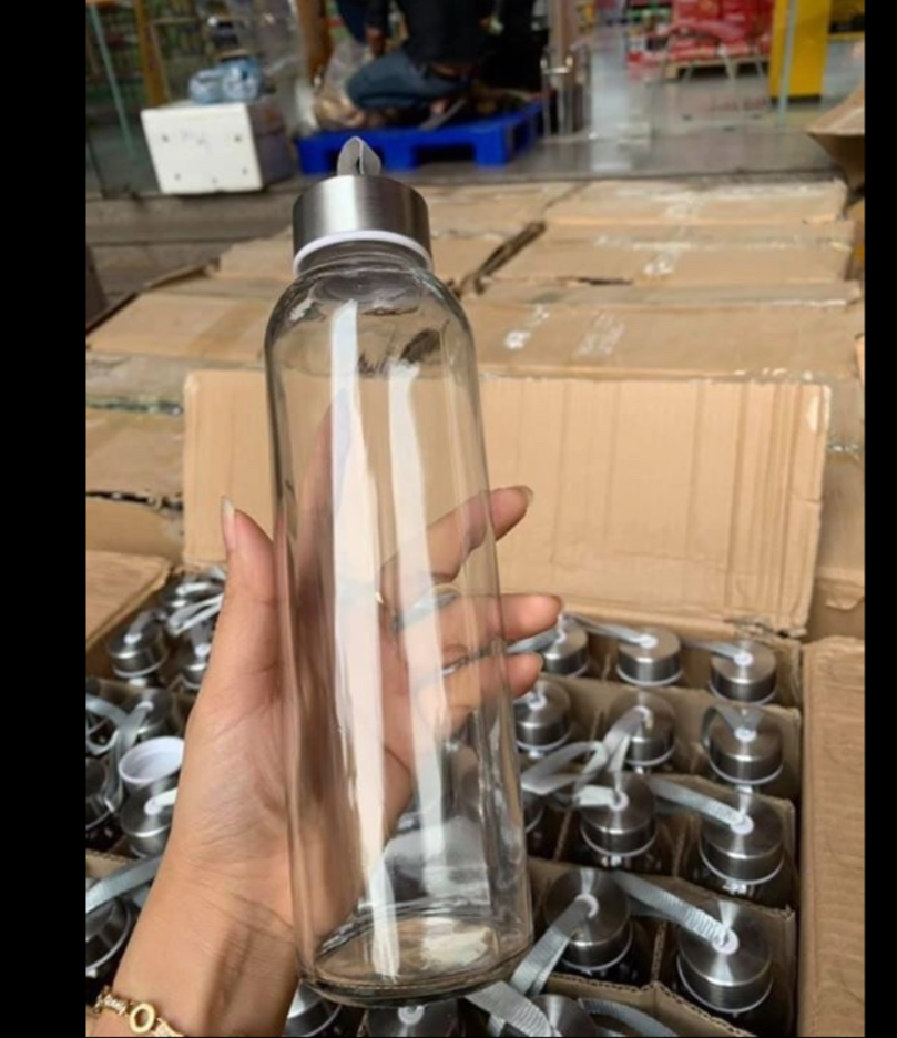 Chai Thủy Tinh Có Nắp Đậy Dây Xách 500ml