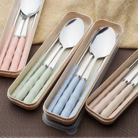 Bộ muỗng đũa văn phòng inox 304 chống hen rỉ, Bộ muỗng đũa cá nhân cán bằng gỗ, Hộp đựng lúa mạch