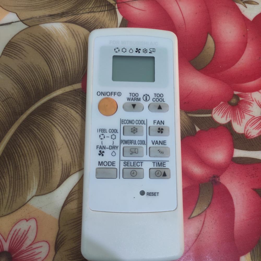 Điều khiển điều hoà mitsubishi 1 chiều ( viền trắng)