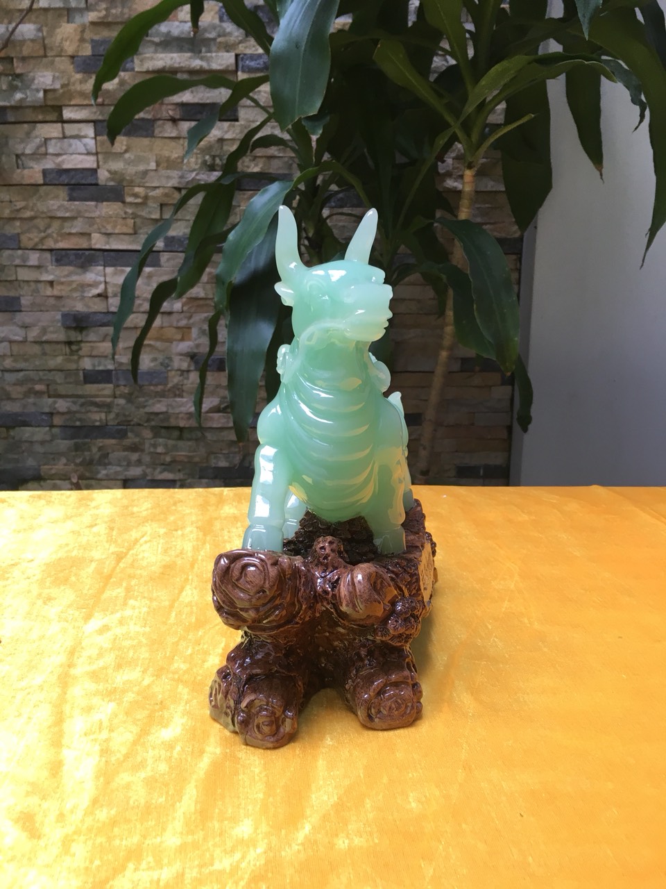 Tượng trâu vàng phong thủy như ý (Trâu cát vàng, Trâu ngọc xanh)