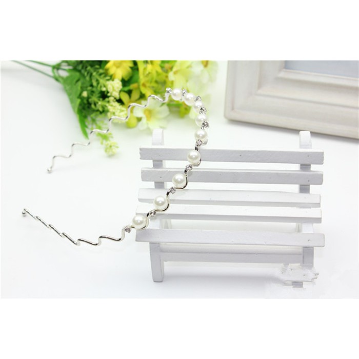 Bờm lượn sóng đính đá và hạt dễ thương BN107