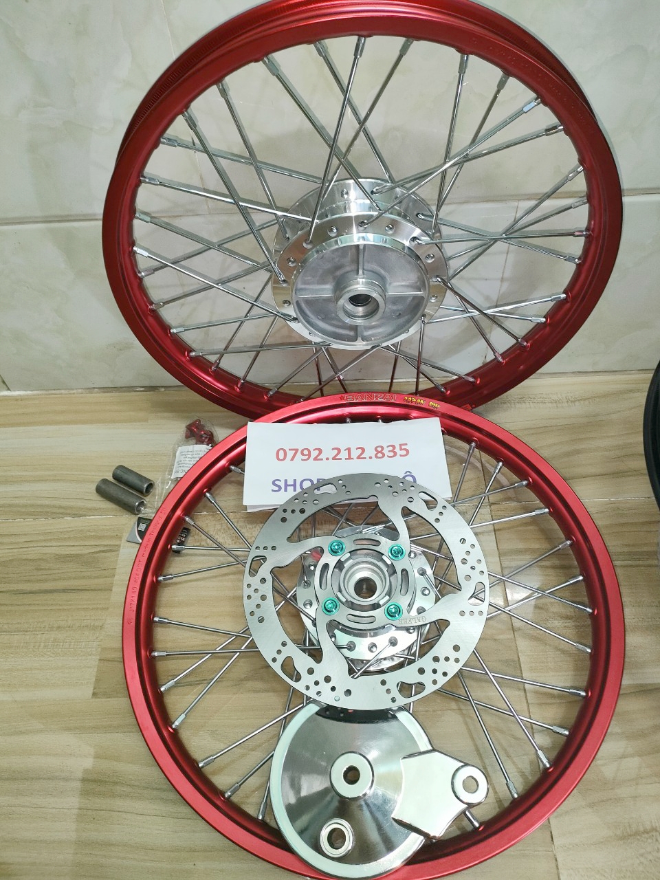 [HCM]CẶP BÁNH CĂM WAVE DREAM 1 ĐĨA TRƯỚC TẶNG KÈM MÁ ĐÙM SAU VÀ ĐĨA ỐC G5 ỐNG CHỈ ZIN NIỀNG NHÔM BANZAI CÓ ĐỦ MÀU GẮN VỪA KHÔNG CHẾ