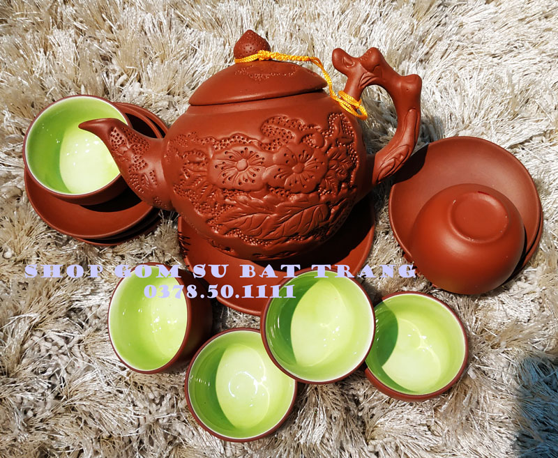 Bộ ấm trà gôm Bát Tràng hoa trâm mầu đất đỏ