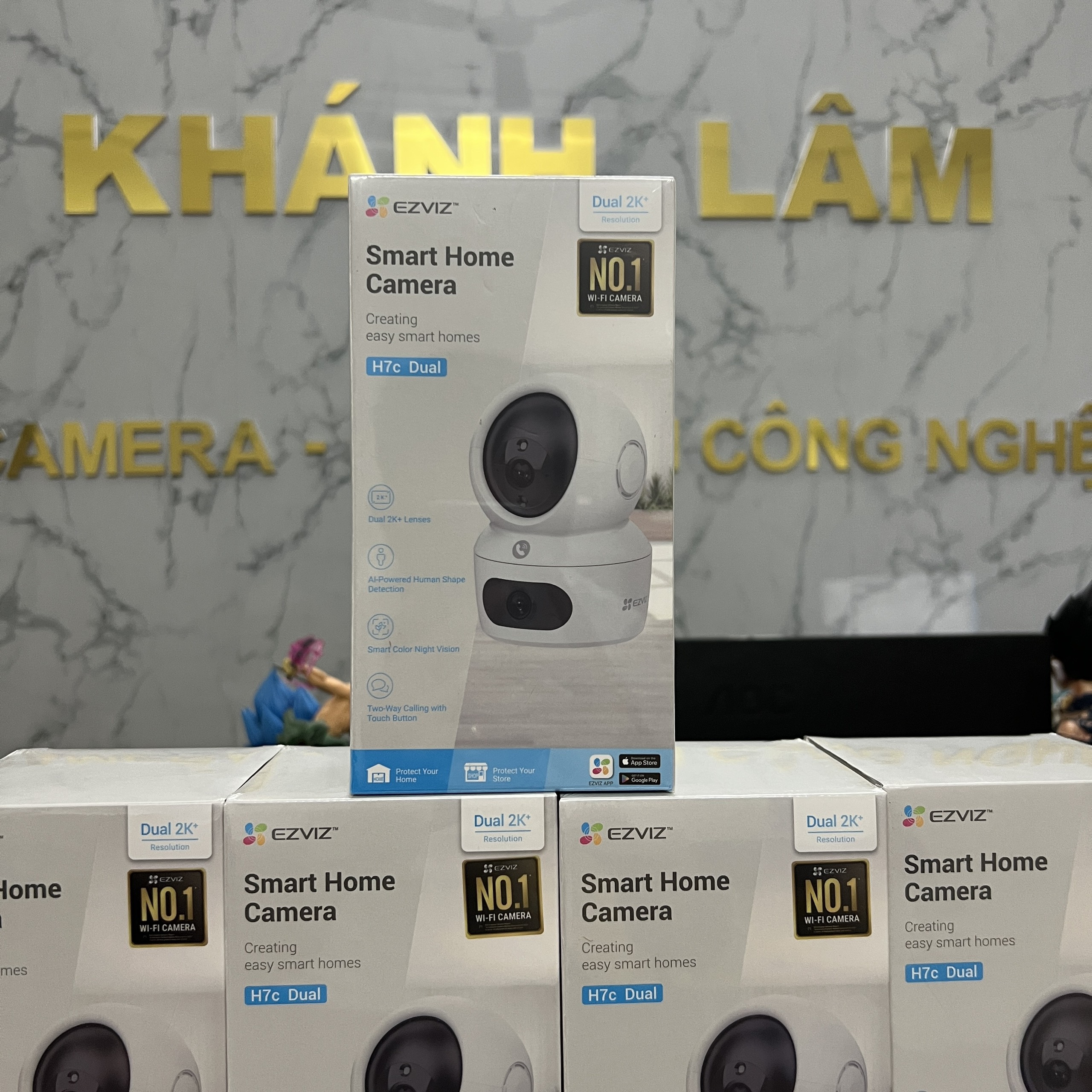 Camera WiFi Ống Kính Kép EZVIZ H7C (4MP+4MP)