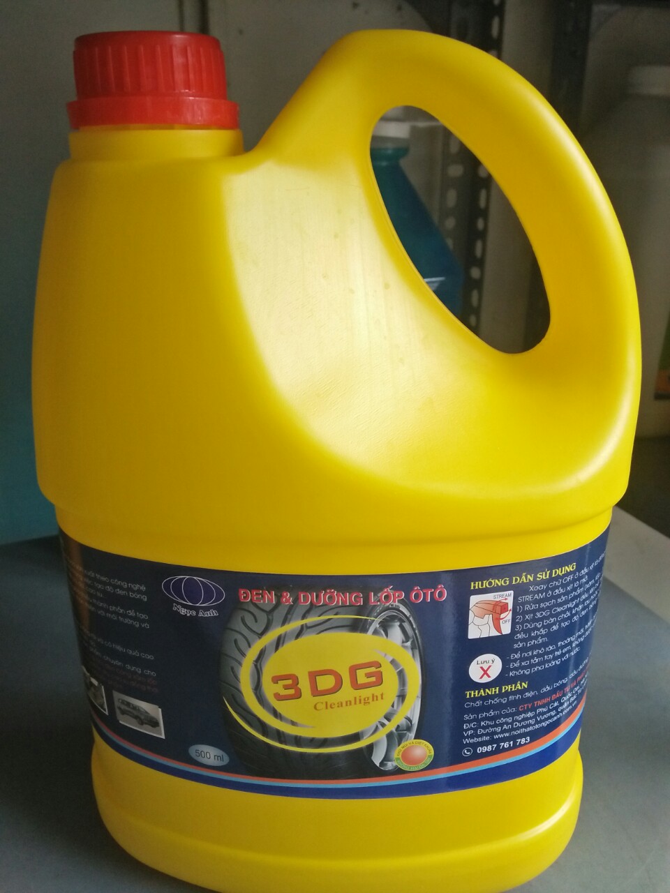 Đen, Dưỡng  lốp ôtô 5lít