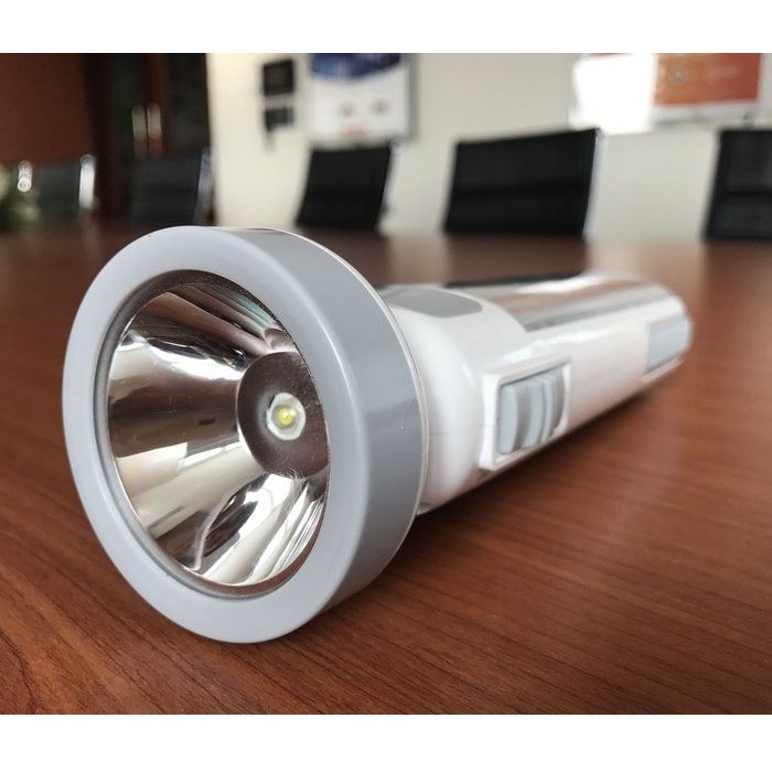 [HCM]Đèn pin sạc Led Comet CRT454