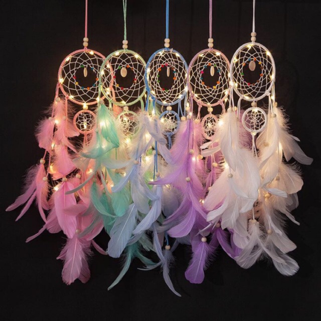 Bùa bắt giấc mơ, dreamcatcher , chuông gió trang trí 2 tầng gắn lông vũ trang trí ( full màu )