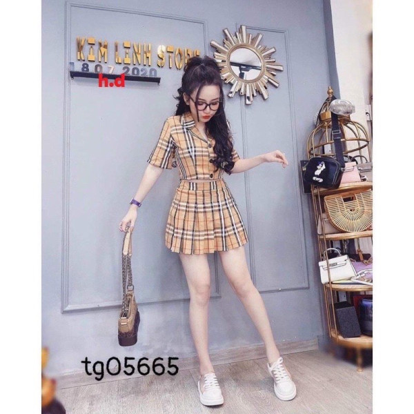 SÉT KẺ BR+CHÂN VÁY XẾP LI HĐ12
