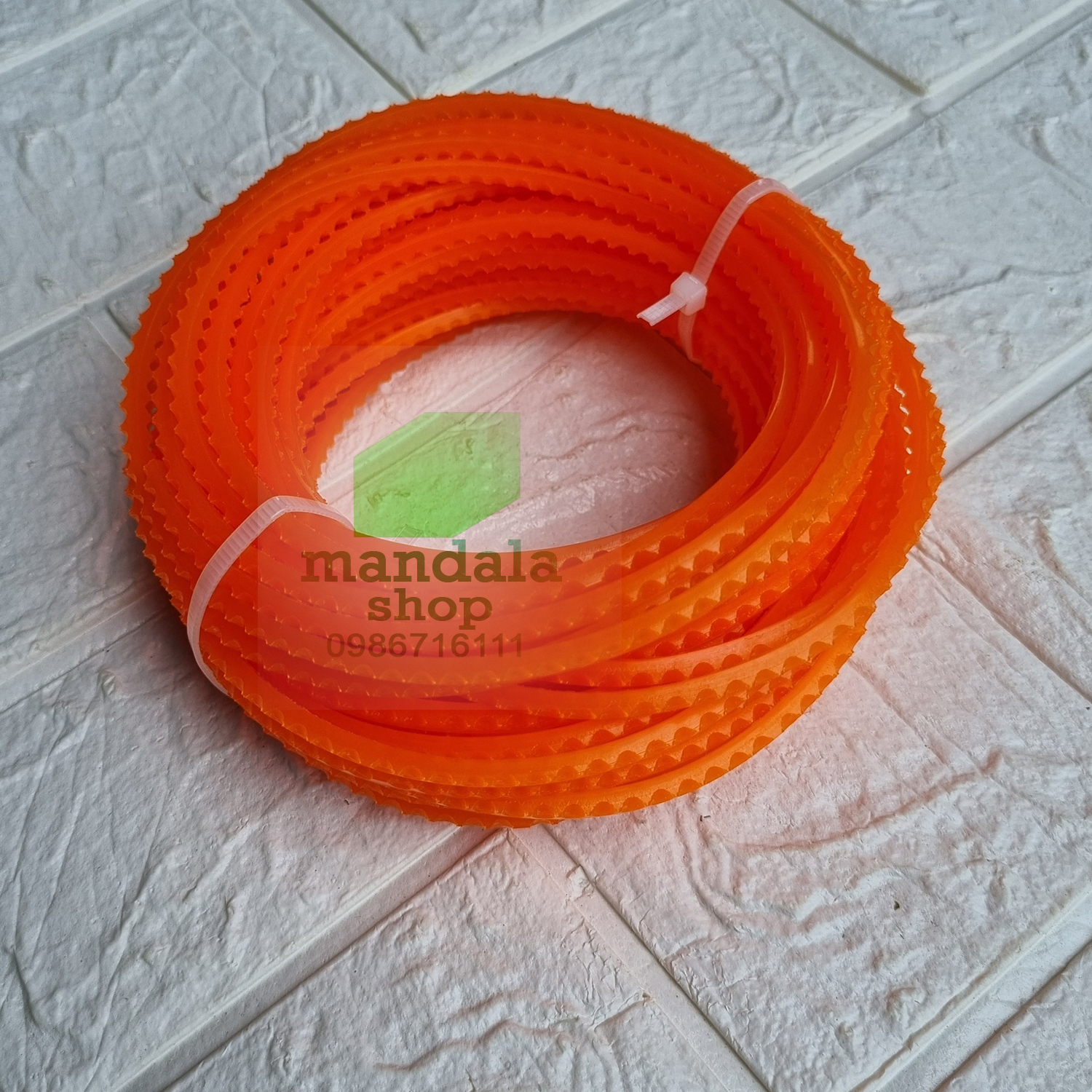 Cước cắt cỏ gai 4.0mm, chiều dài 40m, sức mạnh khủng khiếp đánh bay mọi gốc rễ cỏ..