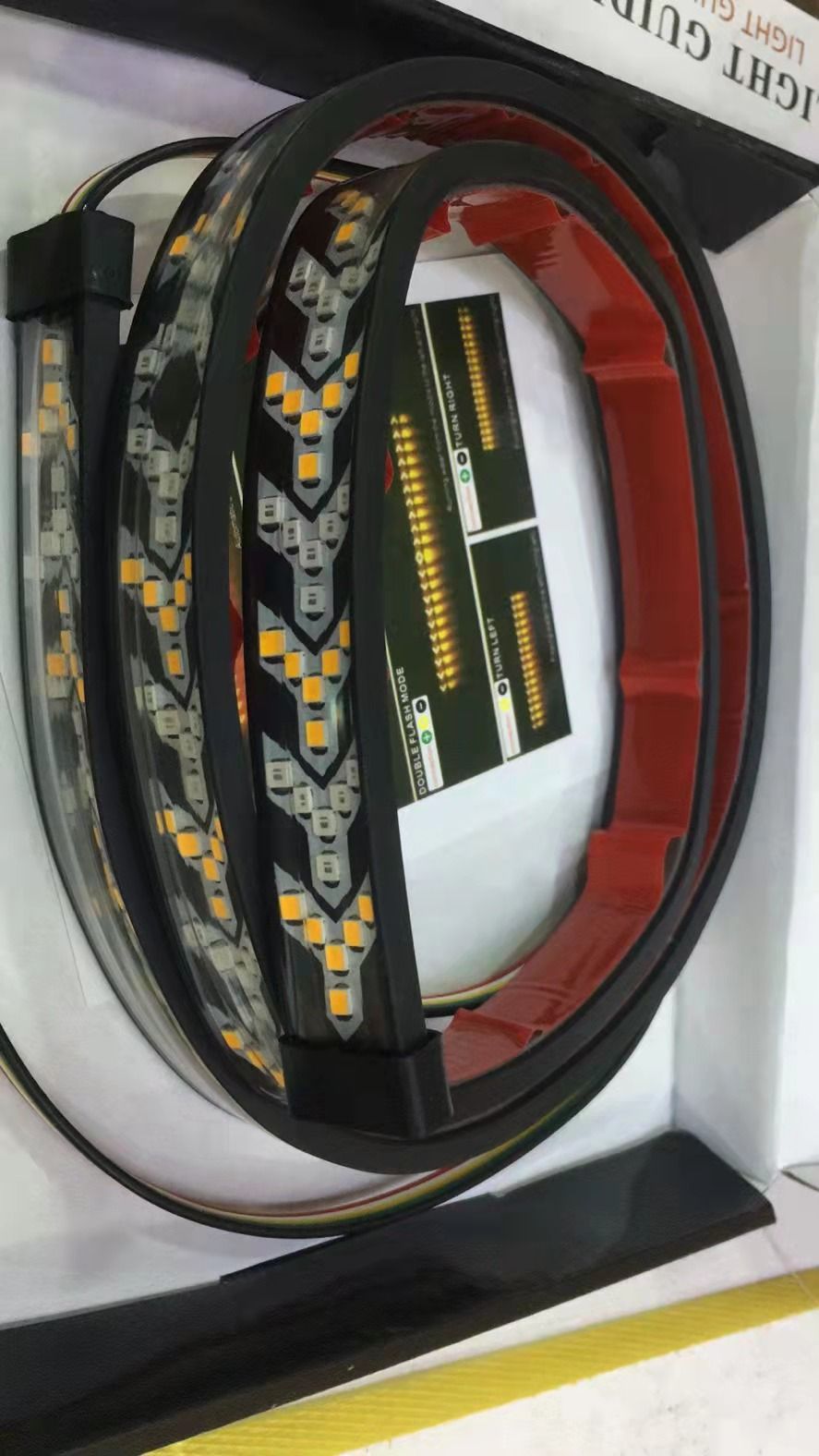 DÂY LED XIN NHAN SAU XE (