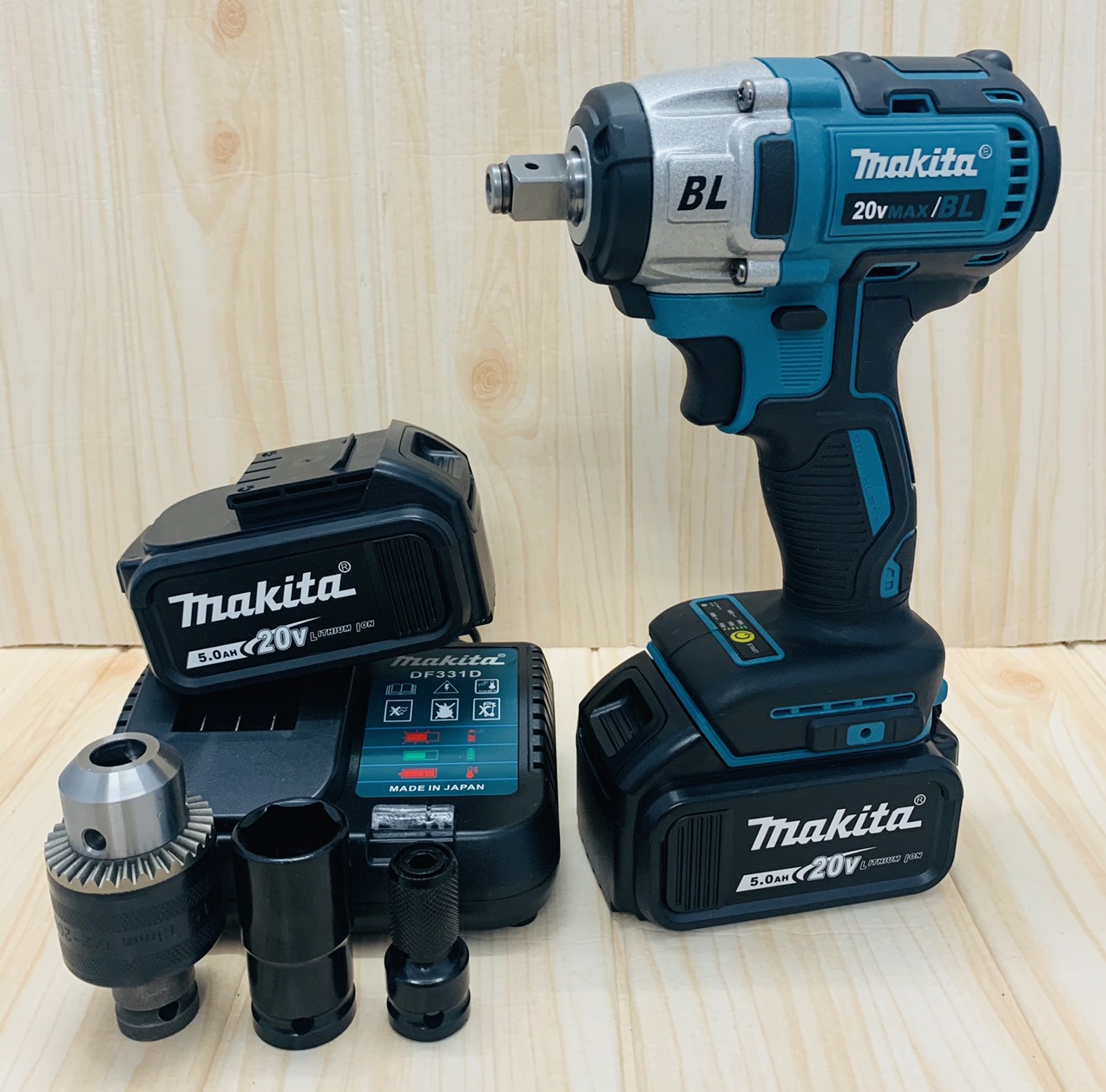 Máy siết bulong pin MAKITA 640NM - Tặng kèm 1 đầu chuyển bulong sang khoan + 1 đầu chuyển bắt vít
