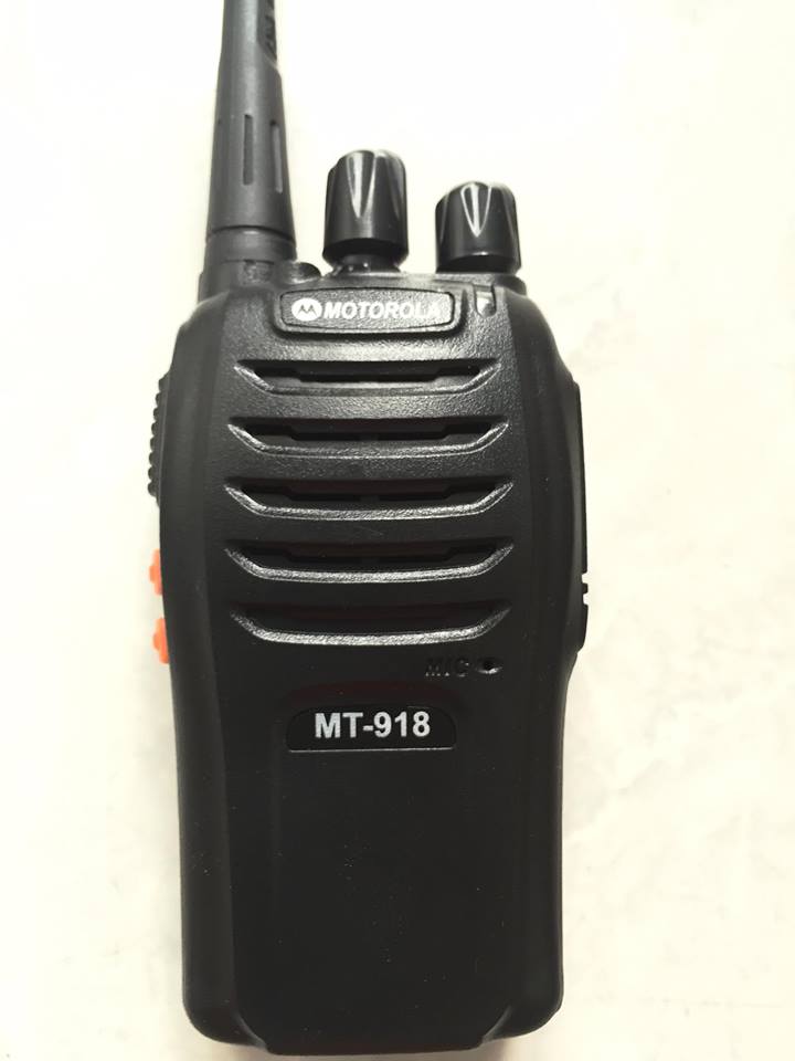 Bộ 2 Bộ đàm Motorola MT918