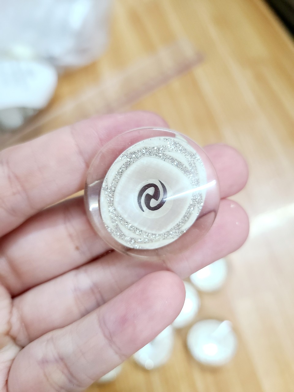 Nút lên vest bảng 3cm * giá của 1 bộ 2 nút