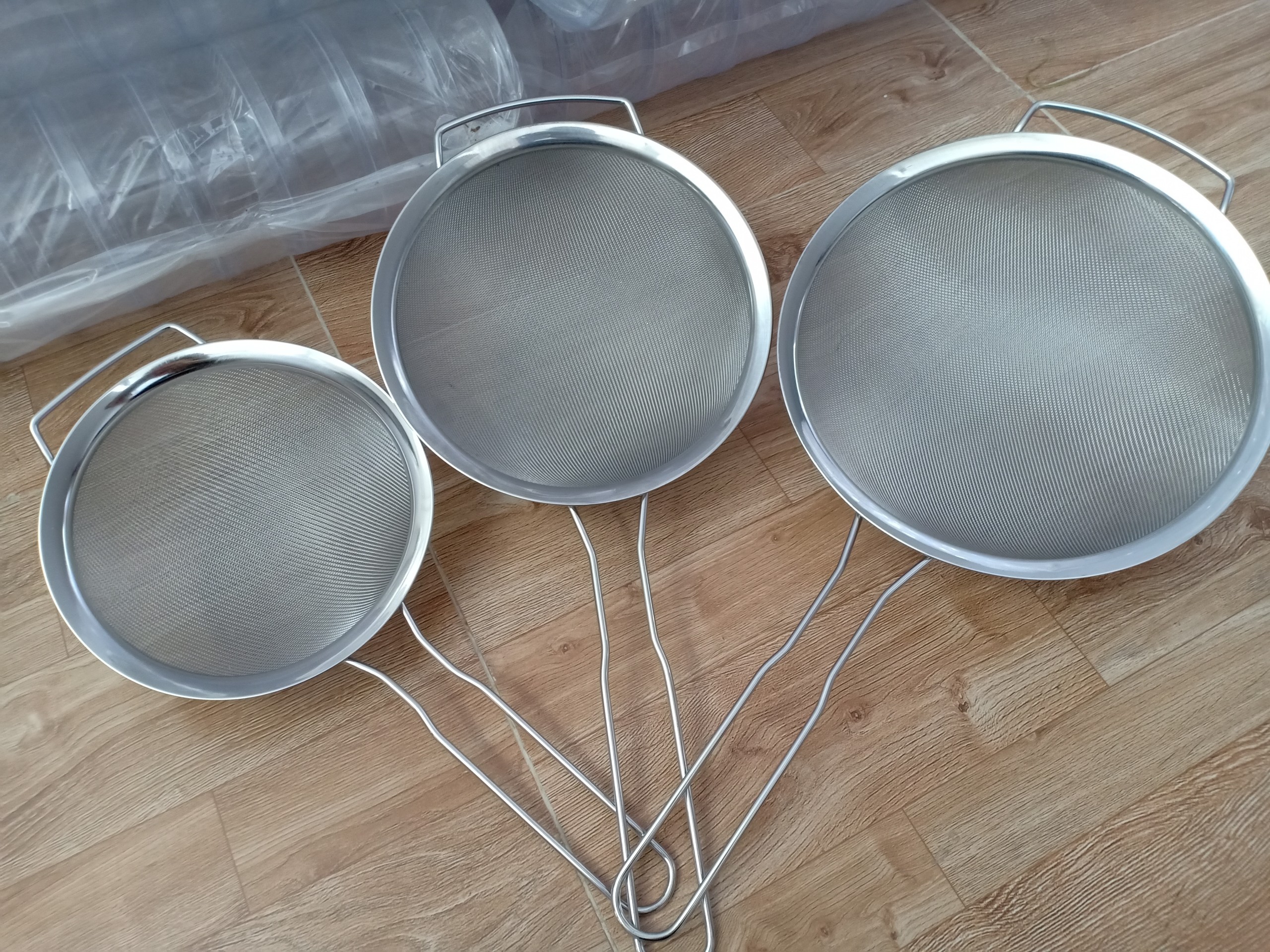 [HCM] Rây inox dày 304 lọc yến/Rây nhựa lọc yến 1 lớp/2 lớp