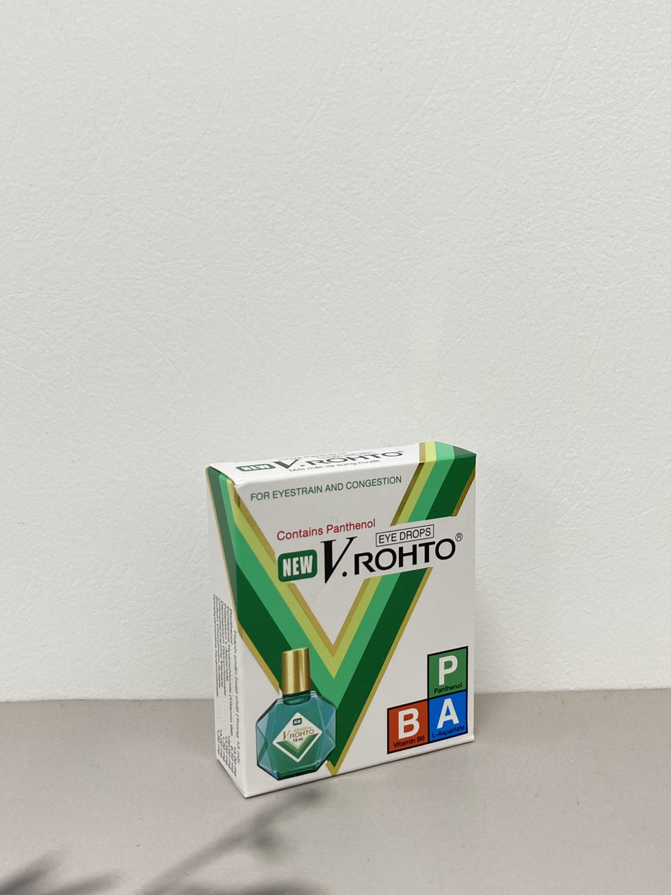Dung dịch nhỏ mắt V.Rohto New