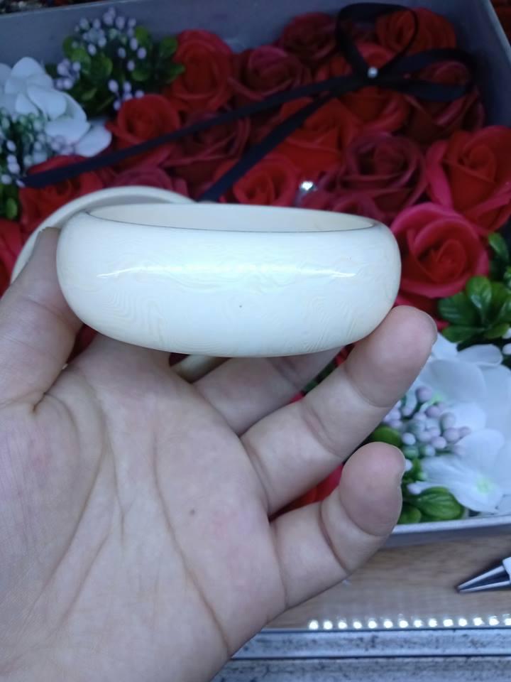 vòng tay xương mỹ nghệ