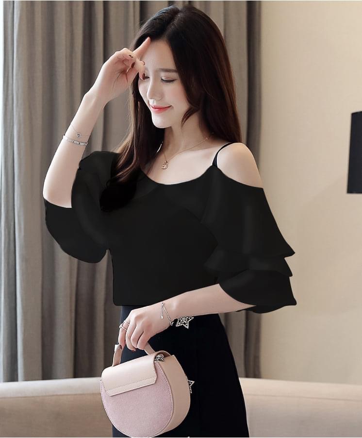 Áo kiểu rót vai tay loe kèn phong cách mới