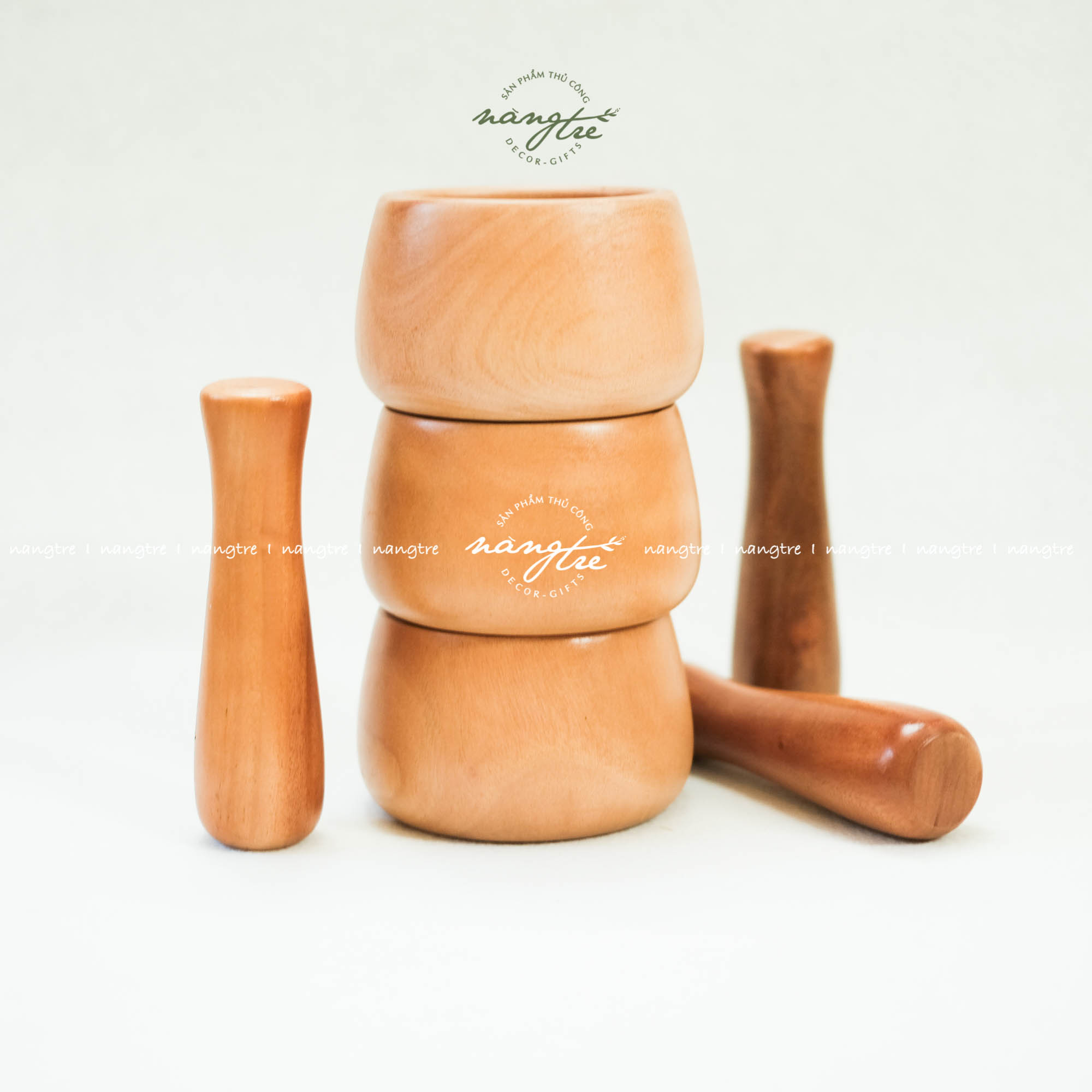 Bộ chày giã cối gỗ hiện đại