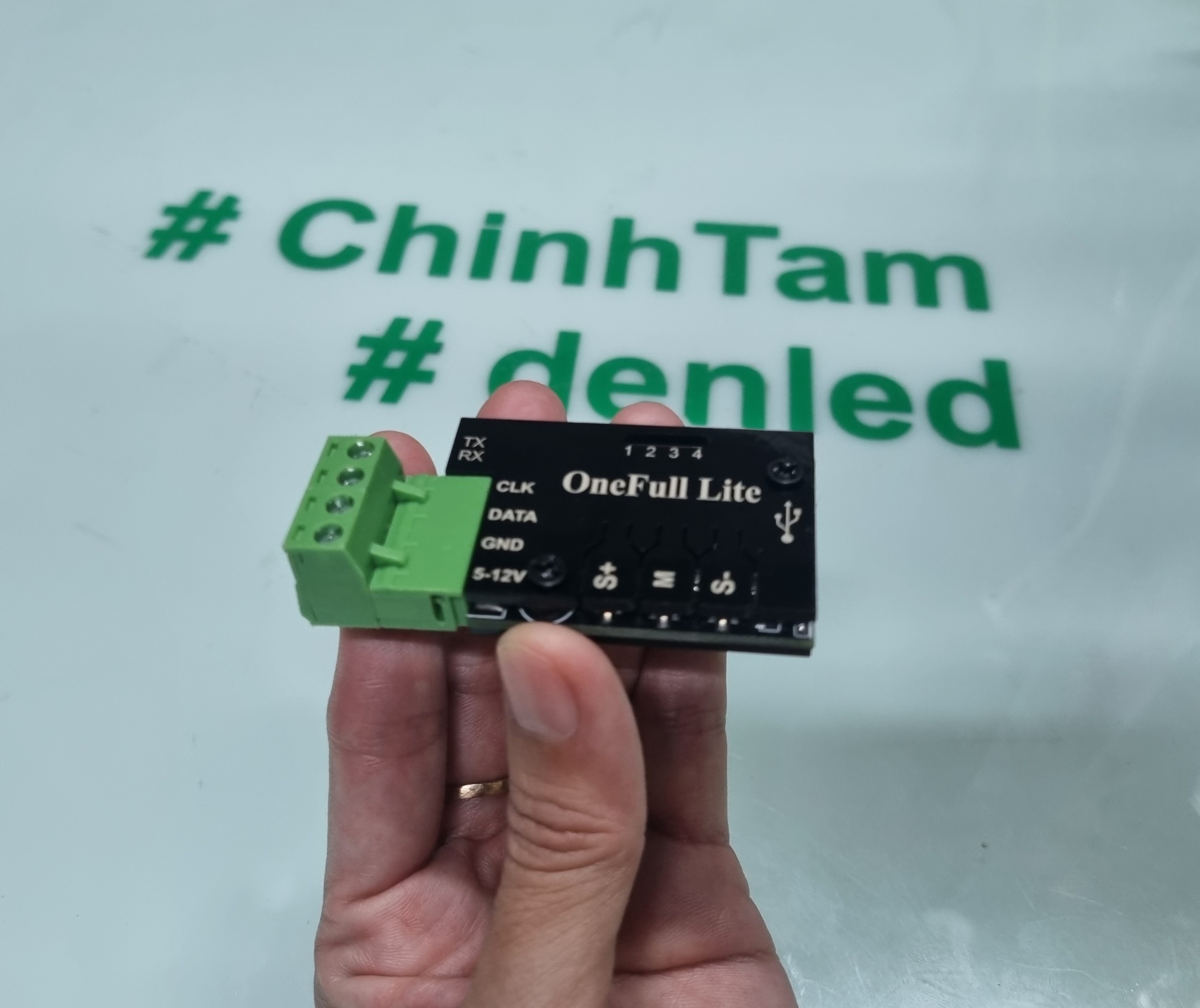 Thong20x37px- Mạch Onefull Lite đã có nạp code cây thông 3D  740 led fullcolor