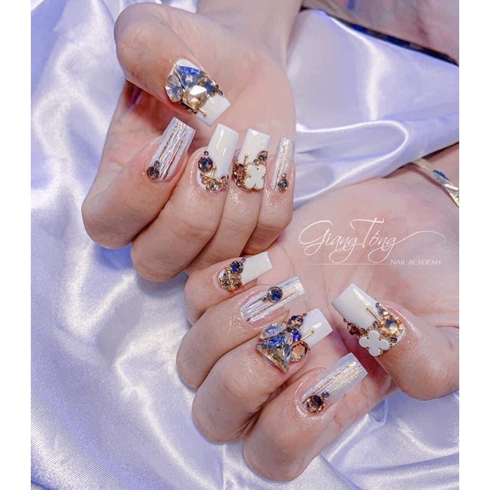Set cỏ 4 lá may mắn đính móng MOON NAIL