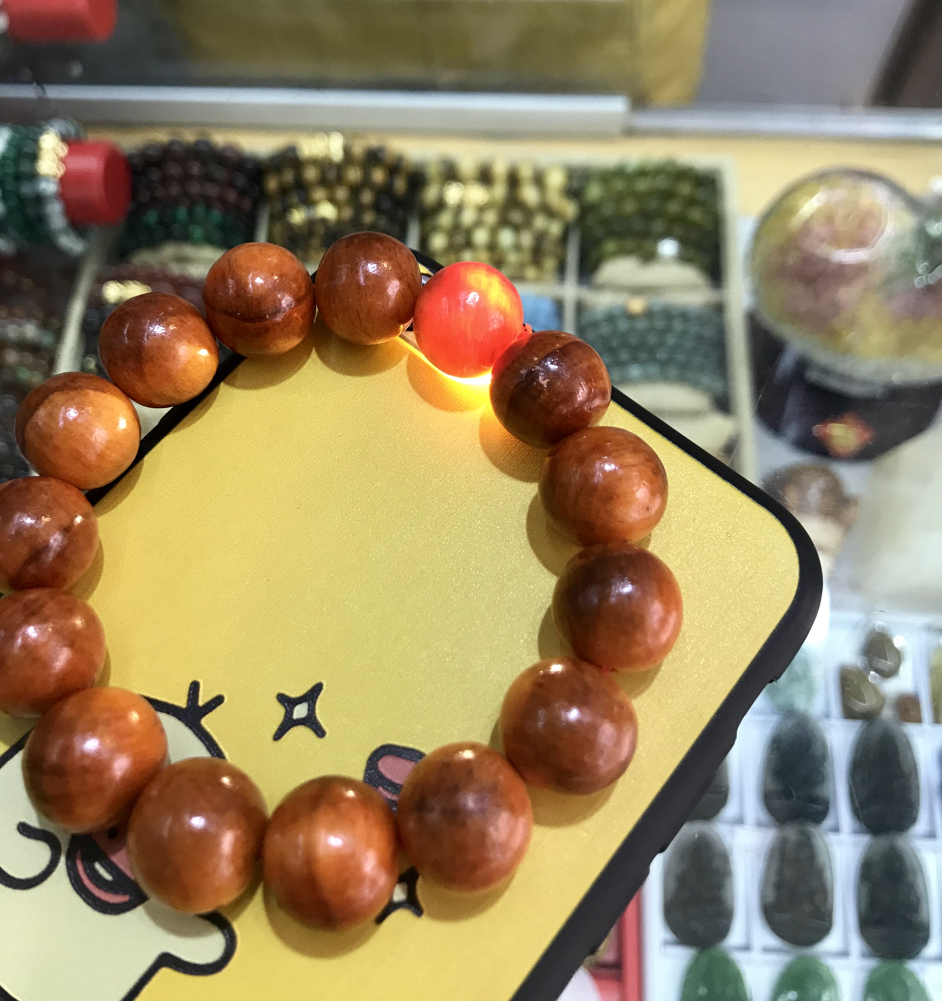 [có video thật] Vòng tay gỗ Nu Huyết Long 12mm