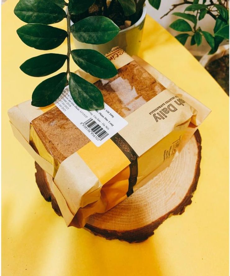 Bánh Mì Đen Nguyên Cám 260 Gram Đức Long (Bánh Mới Mỗi Ngày)