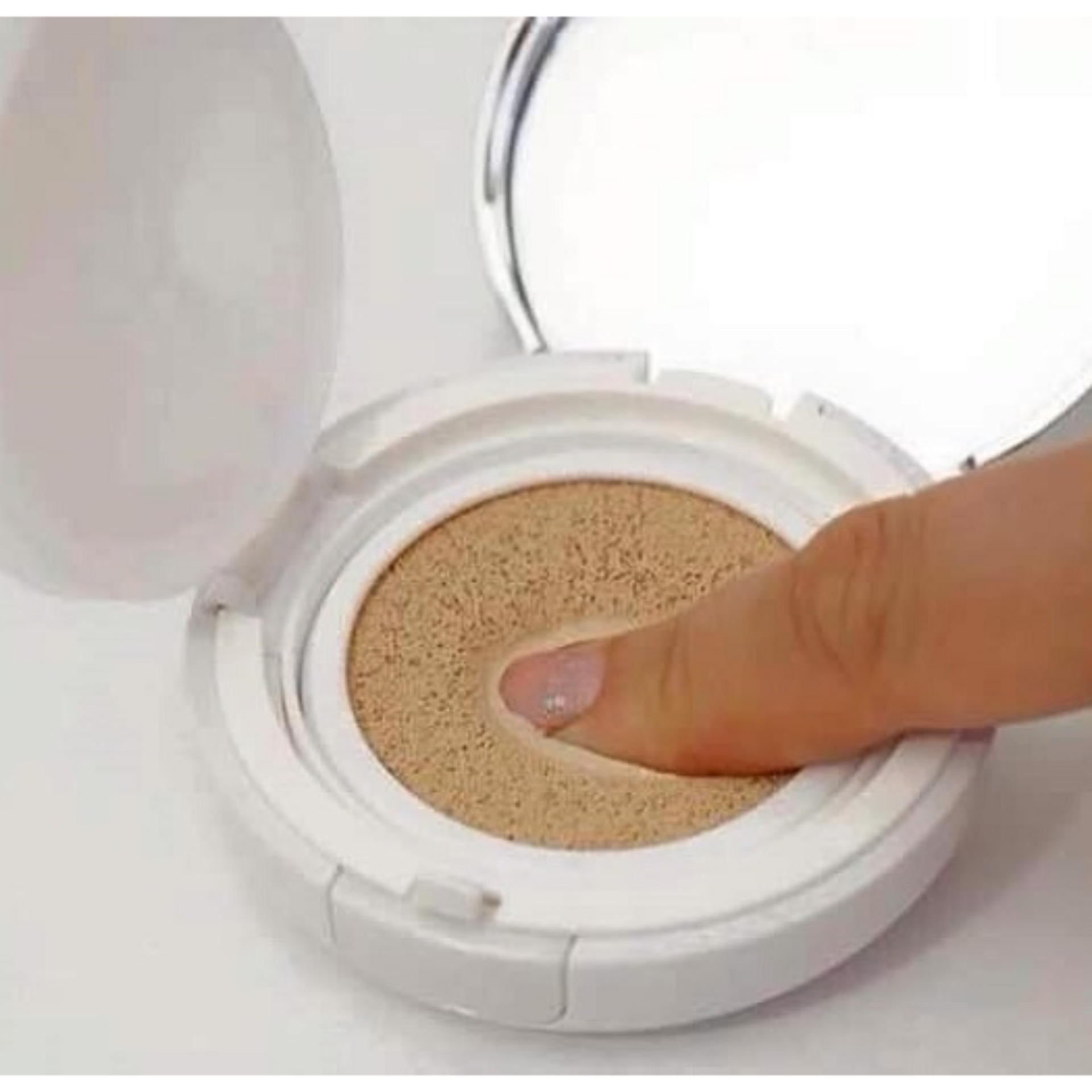 Phấn nước IOPE Air Cushion Cover SPF50+ PA+++