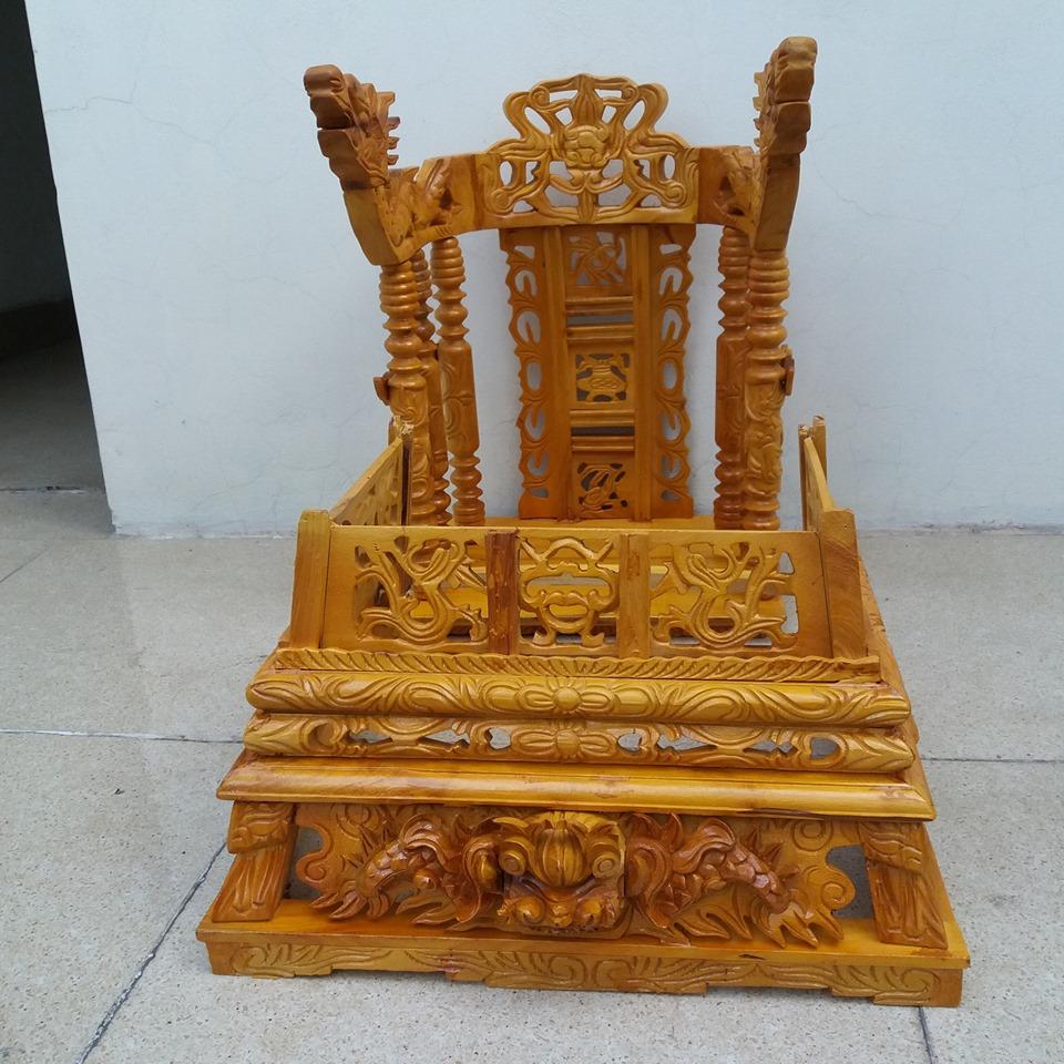 ngai thờ gỗ mít  kích thước cao 81cm mặt 35cmx48cm
