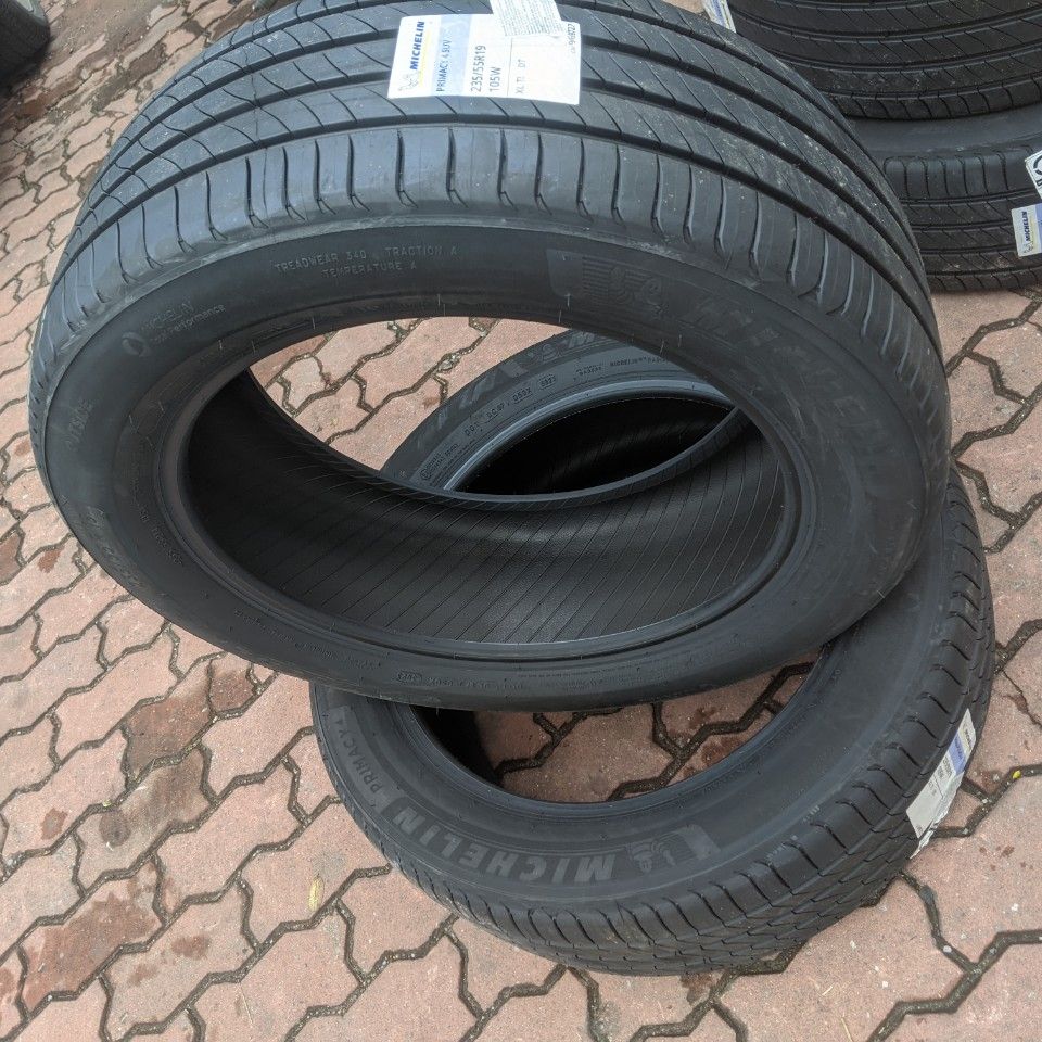 Vỏ lốp 235/55R19 Michelin primacy suv