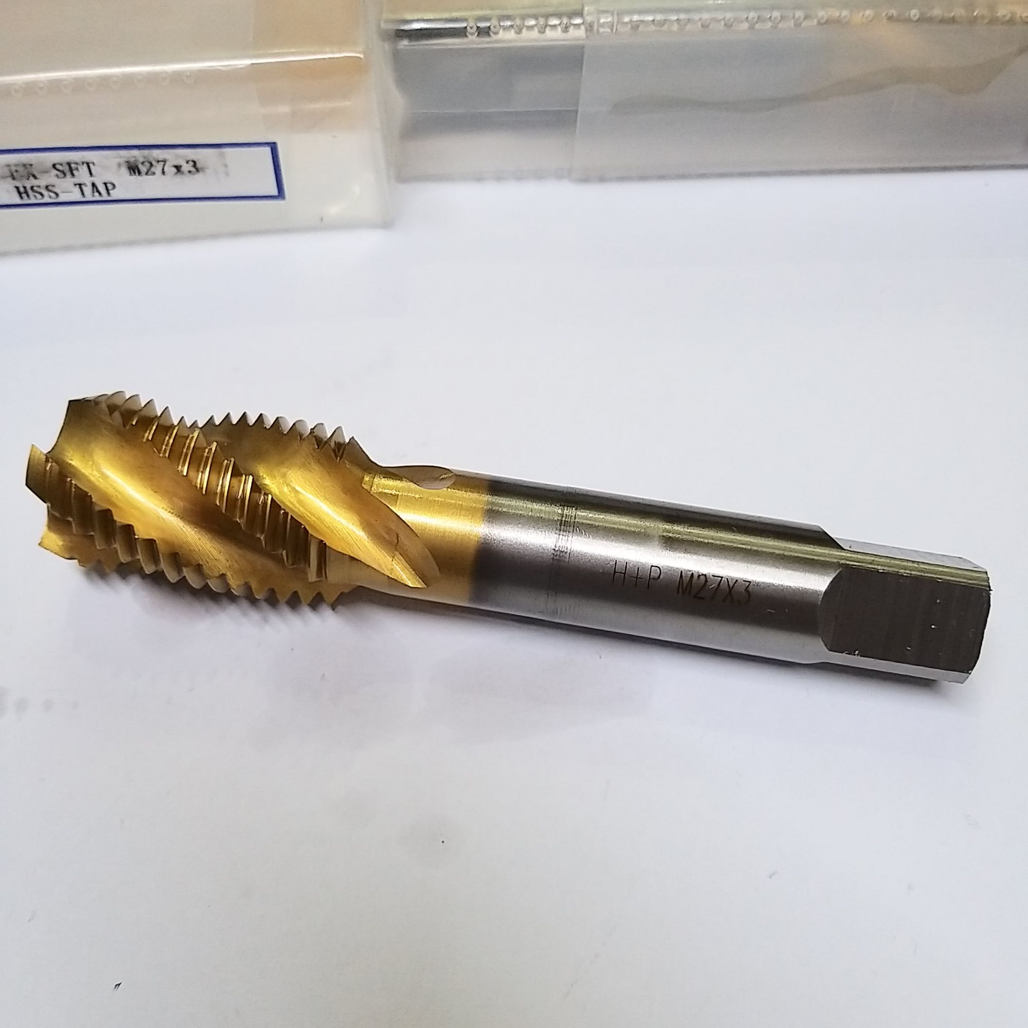 [HCM]Mũi Taro H+P Vàng Xoắn M27 x 3 (Vàng)