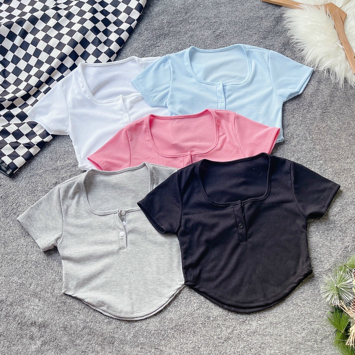 Áo kiểu croptop cổ vuông nút cài vạt bầu trơn cực xinh , chất thun gân mềm mịn