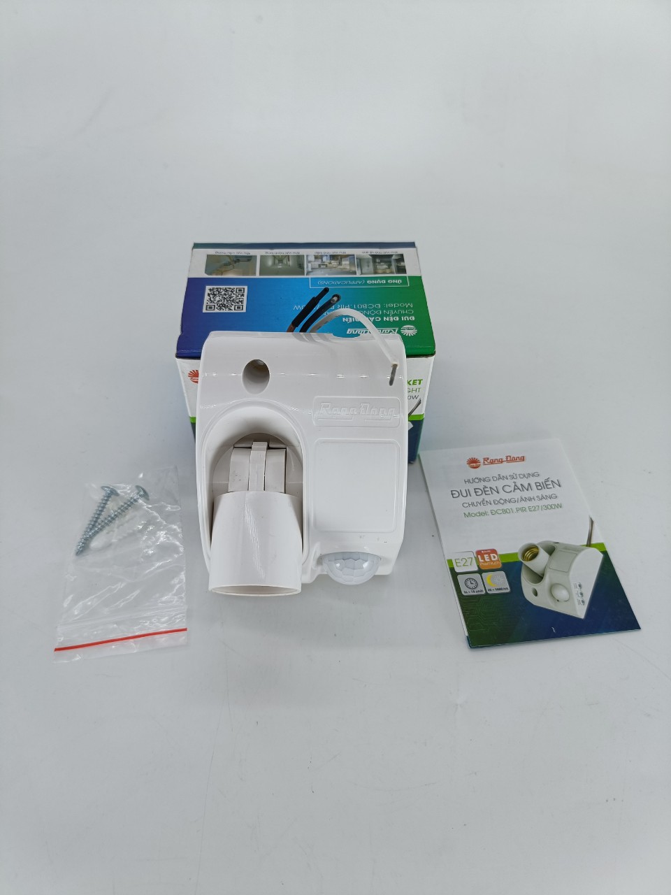 Đui đèn cảm biến chuyển động Rạng Đông