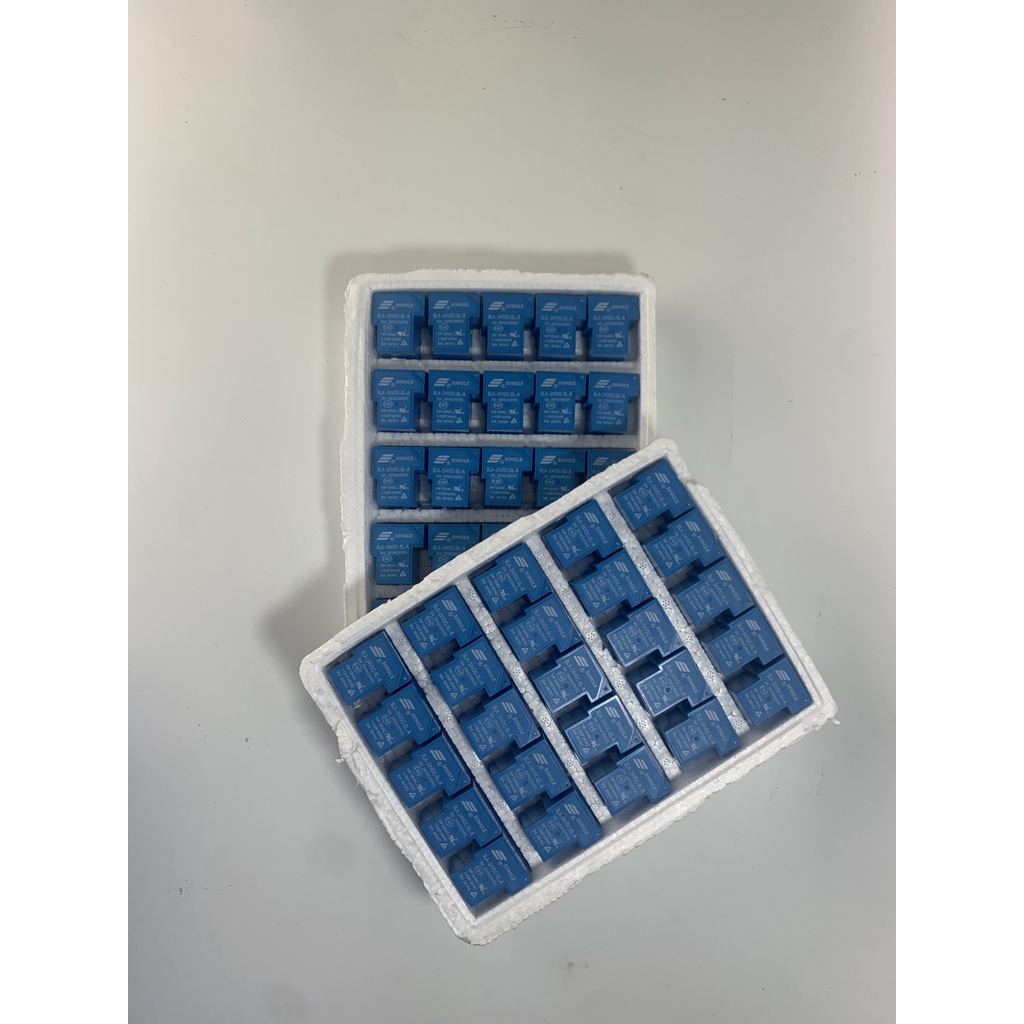 Relay 12v 30a loại 4 chân